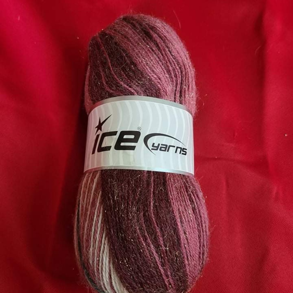 Ice yarns Mohair Magic glitz